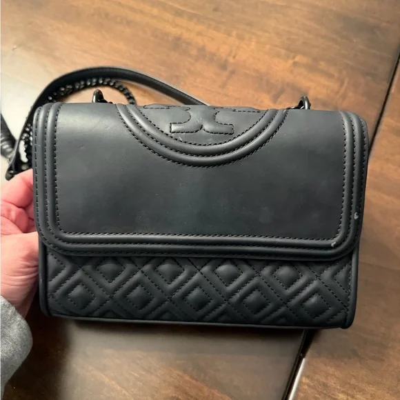 Tory Burch Black Quilted Shoulder Bag - Picture 2 of 4